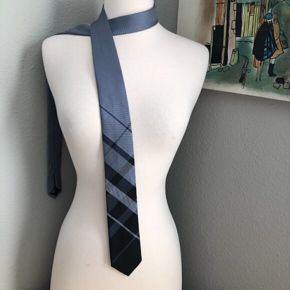 Kenneth Cole Reaction Skinny Necktie - Dark Academia - Picture 1 of 5